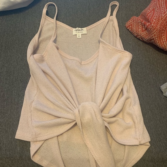 Cute tank top - Picture 1 of 2